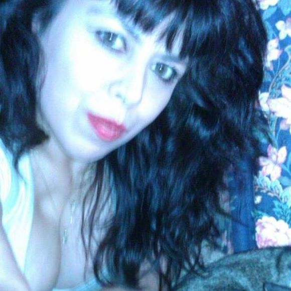 Meet your Posher, Lisa - Picture 1 of 1